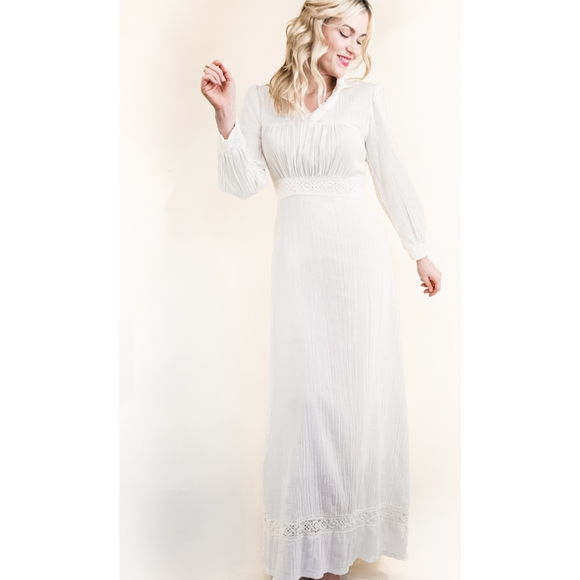 70s Ivory Cotton Gauze Crochet Trim VTG Maxi Dress - Picture 4 of 16